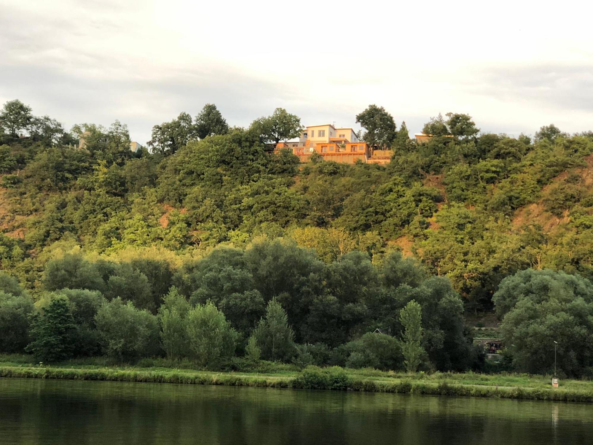 Chatka - C - Vyhlidka Nad Rekou Zdiby Luaran gambar